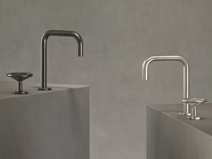 BROOKLYN - 2 hole countertop washbasin tap with aerator _ The Watermark Collection